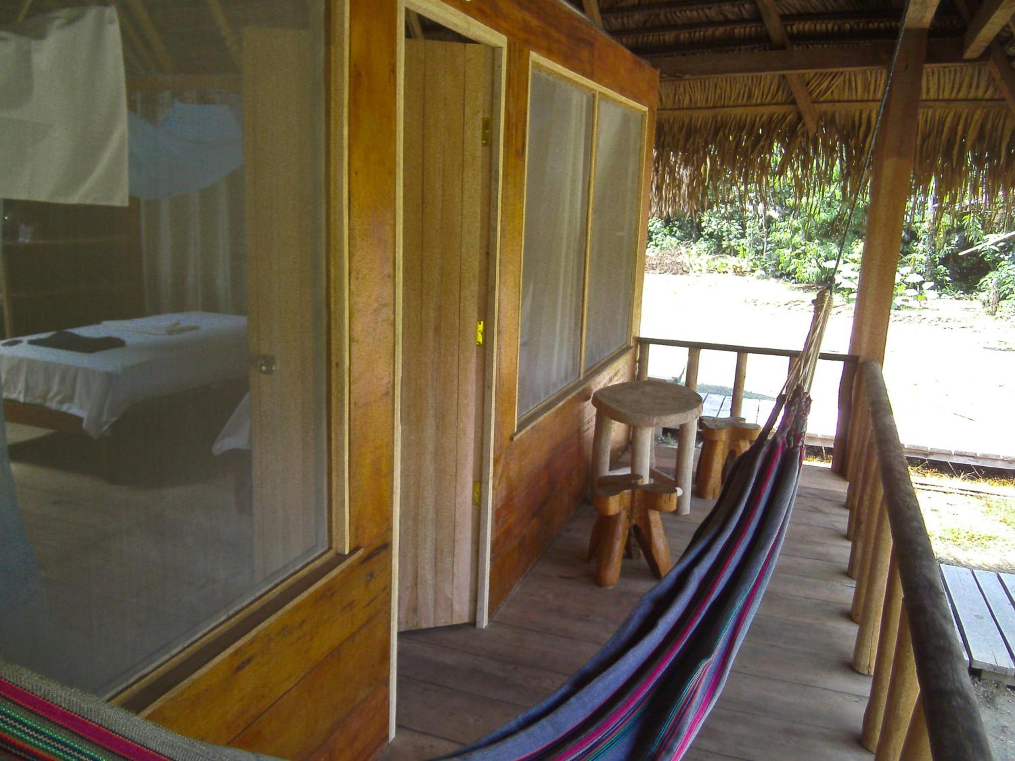Aguas Negras River Lodge Puerto Montufar Luaran gambar