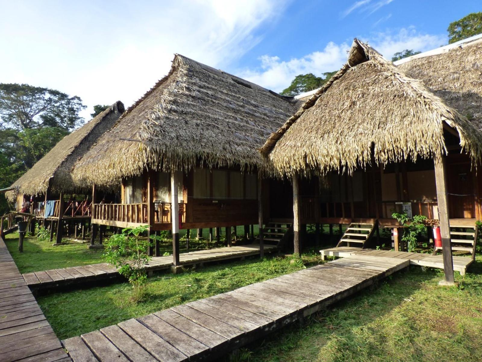 Aguas Negras River Lodge Puerto Montufar Luaran gambar